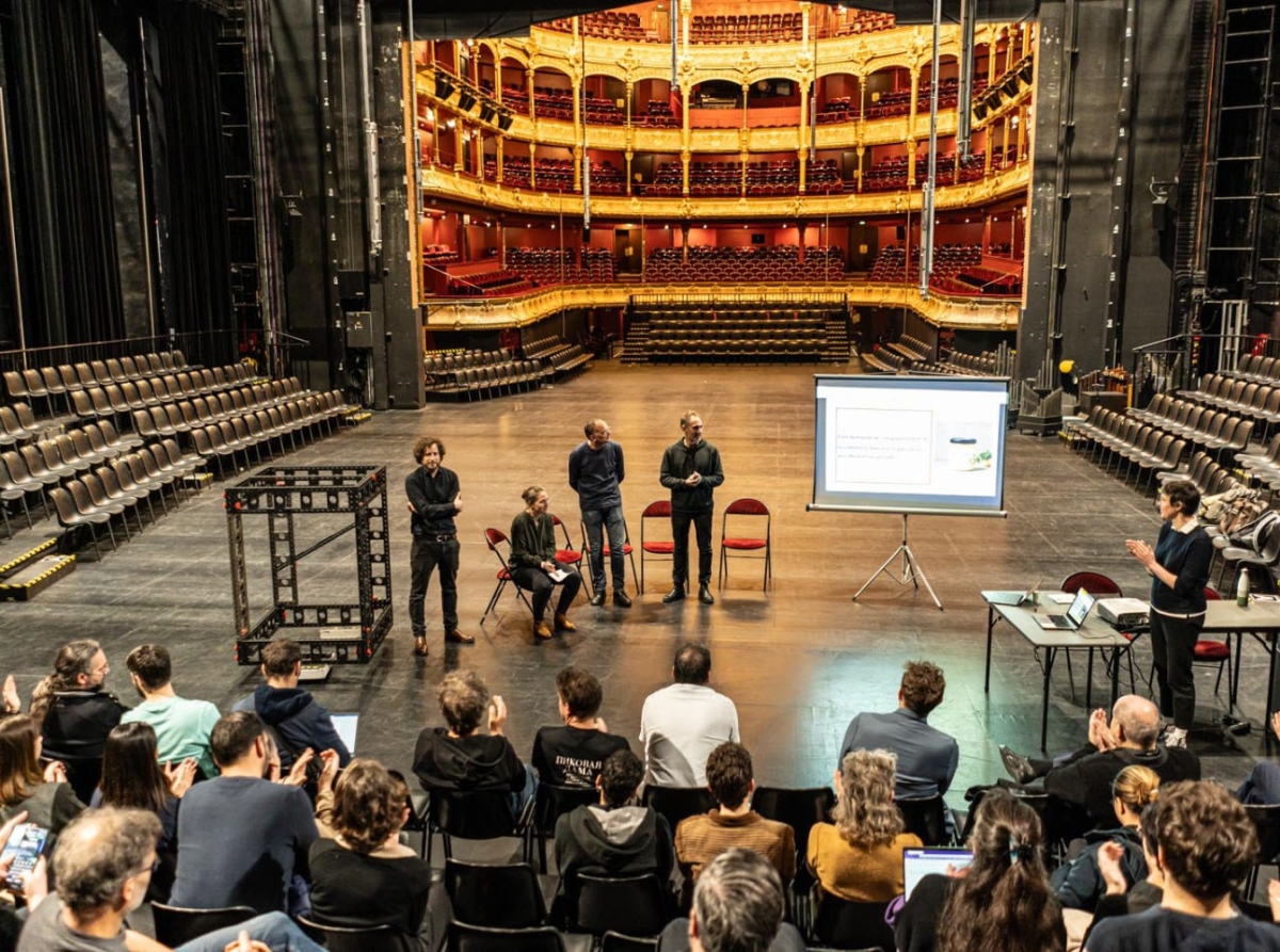 Laurine Schott de SLAU Studio: Diseñando la transición ecológica de las artes escénicas